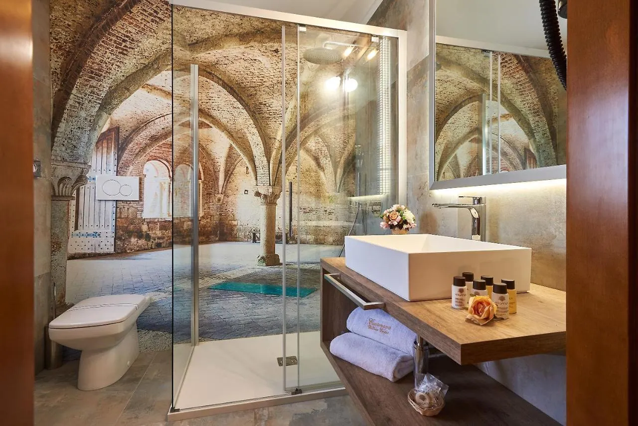 Casanova - Wellness Center La Grotta Etrusca Hotel San Quirico d'Orcia