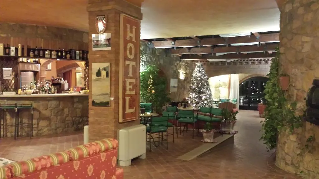 Casanova - Wellness Center La Grotta Etrusca Hotel San Quirico d'Orcia