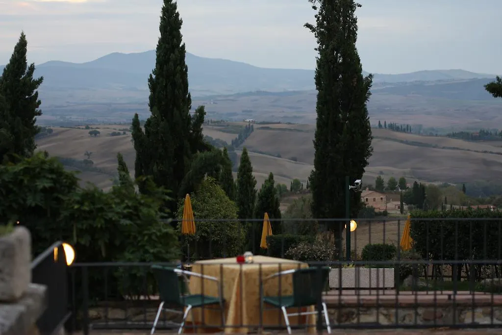 Casanova - Wellness Center La Grotta Etrusca Hotel San Quirico d'Orcia 3*,