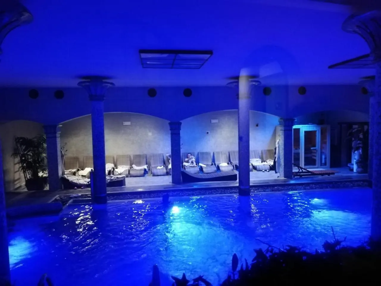 Casanova - Wellness Center La Grotta Etrusca Hotel San Quirico d'Orcia 3*,