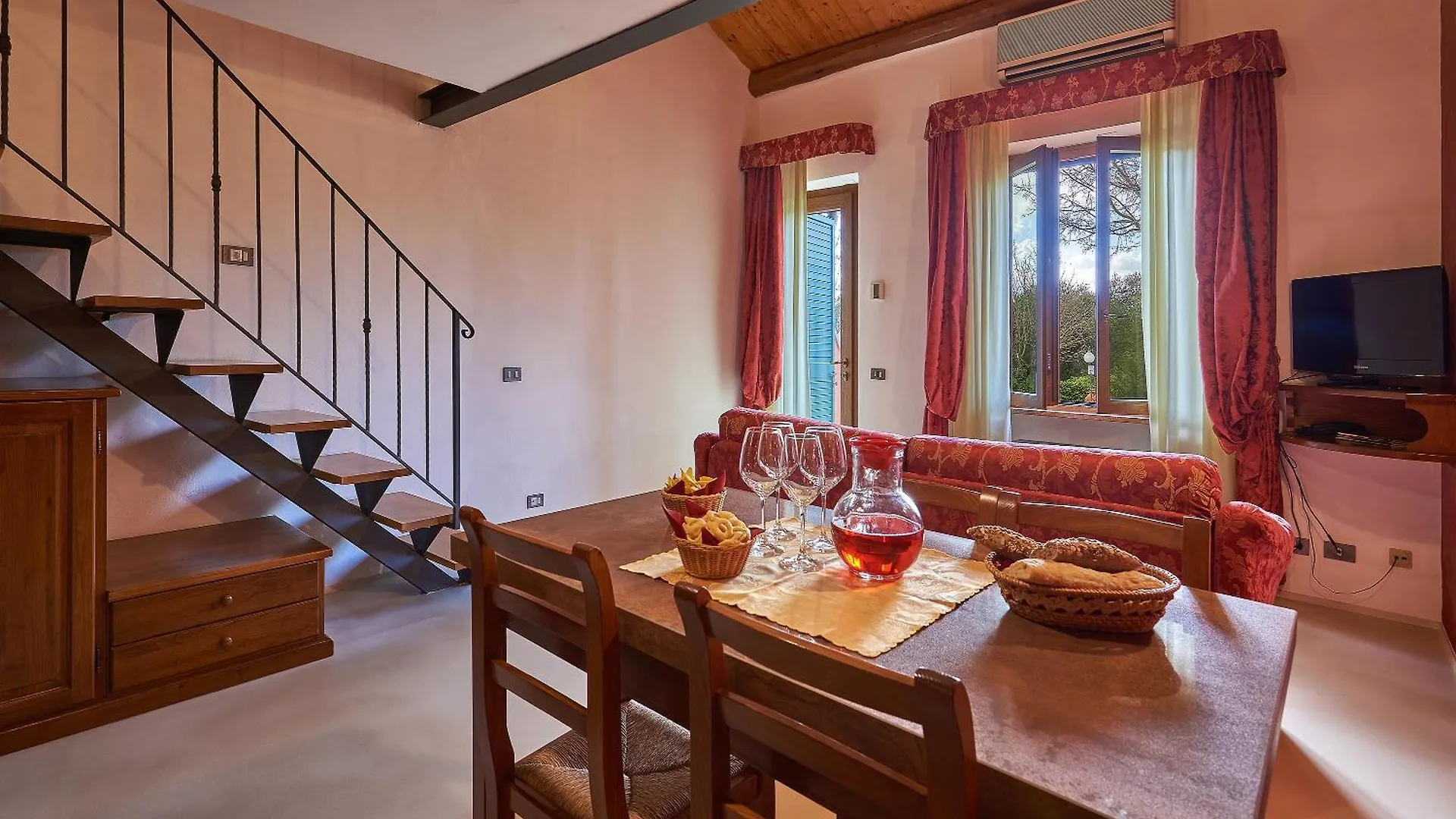 Casanova - Wellness Center La Grotta Etrusca Hotel San Quirico d'Orcia